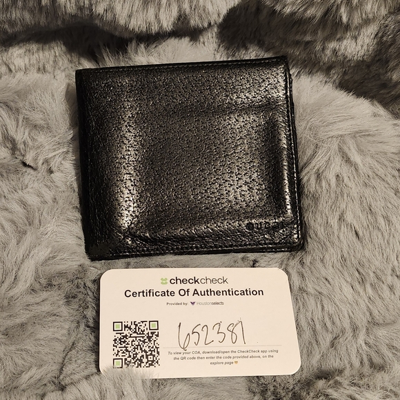 Authentic Black GUCCI Leather Mens Wallet